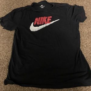 Nike tee